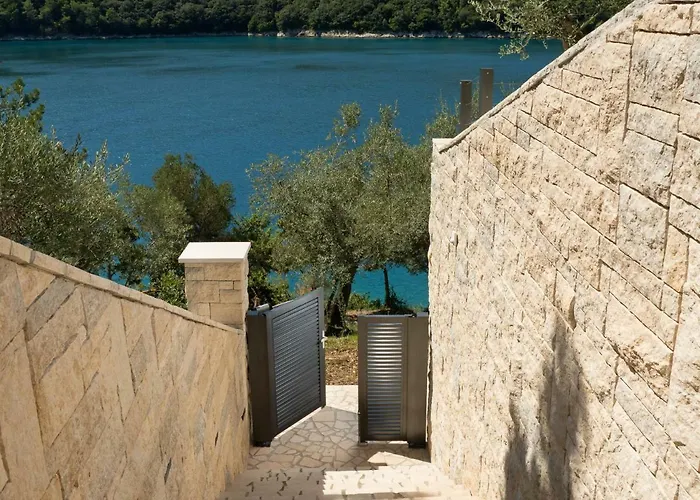 Villa Vlastelini Ii By Interhome