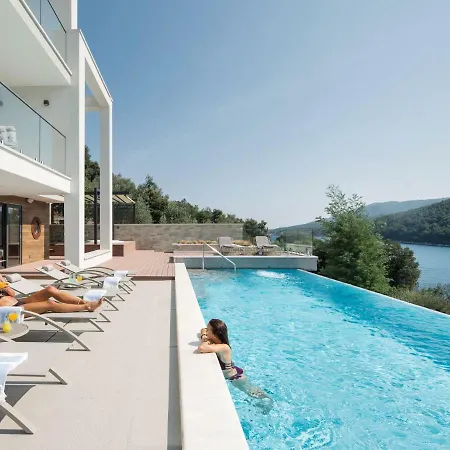 Vlastelini Ii By Interhome *