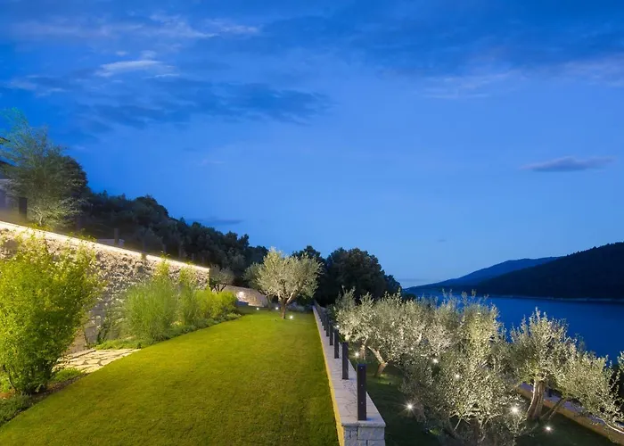 Vlastelini Ii By Interhome